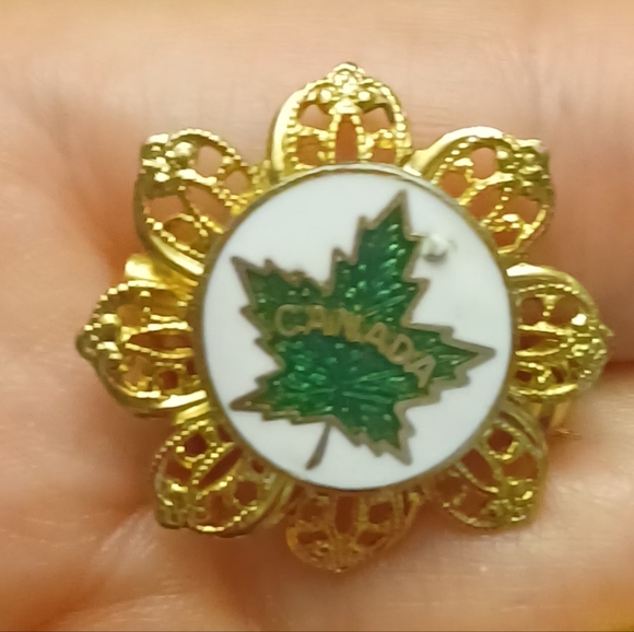 Vintage Broches